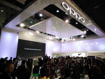 Новая технология от Oppo полностью заряжает смартфон за 15 минут