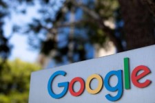 Американские власти готовят новые иски против Google и Facebook