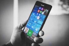 Microsoft отказывается от Lumia в пользу Surface Phone
