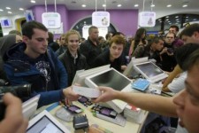 В России официально стартовали продажи iPhone 6s и iPhone 6s Plus