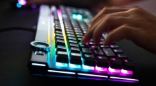 Названы лучшие игровые клавиатуры 2021 года
