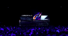 Xiaomi показала ноутбук с лучшим экраном