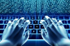 Эксперт рассказал об опасности публикации информации о себе в интернете
