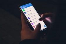 Американцы через суд потребовали удалить Telegram из Google Play
