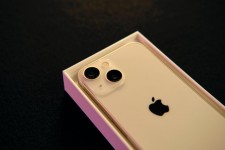 Apple раскрыла потенциал камер iPhone 13 на новых фото