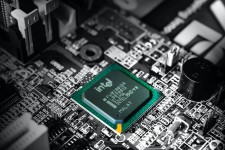 Глава Intel предрёк дефицит процессоров в течение двух лет