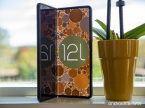 Специальный Android 12L для гибких смартфонов впервые показали